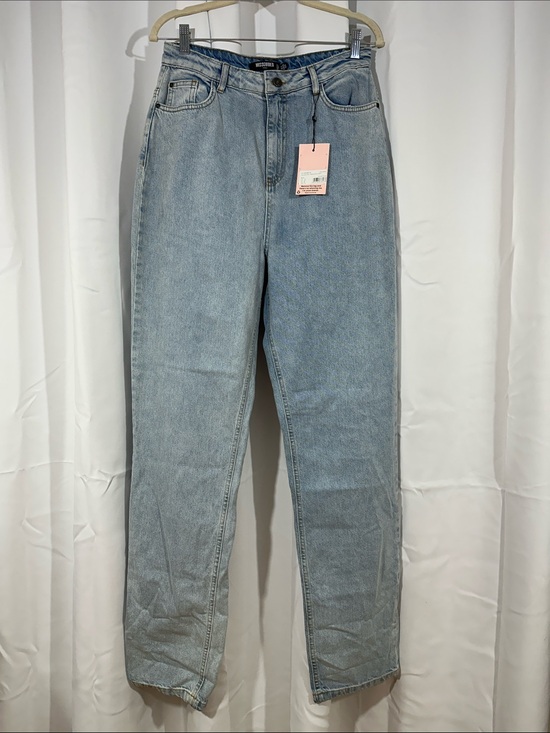 Missguided Denim - NWT Missguided Tall Raw Hem Straight Leg Jeans Size US 8 Light Wash